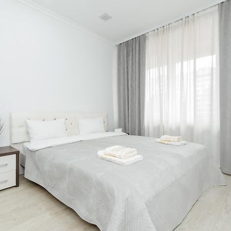 Ultra Centr Chisinau Luxrent Apartment Екстериор снимка